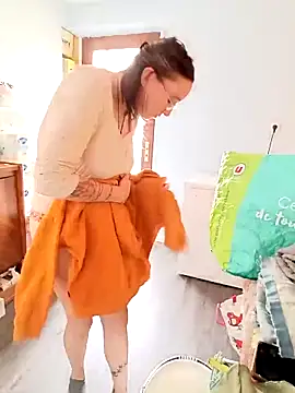 Sophierob1 online show from September 20, 2025, 11:55 am