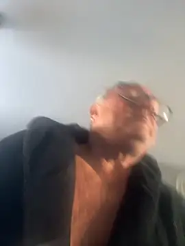 Snapshot of naughtygrandad1 chatting on September 24, 2025, 9:01 am naughtygrandad1 online show from September 24, 2025, 9:01 am