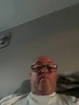 Snapshot of naughtygrandad1 chatting on November 26, 2025, 8:37 am naughtygrandad1 online show from November 26, 2025, 8:37 am