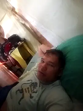 Snapshot of Franklin111230 chatting on November 27, 2025, 11:45 am Franklin111230 online show from November 27, 2025, 11:45 am