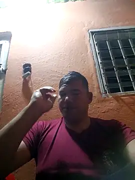 Snapshot of Franklin111230 chatting on December 5, 2025, 2:42 am Franklin111230 online show from December 5, 2025, 2:42 am