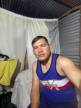 Snapshot of Franklin111230 chatting on December 14, 2025, 11:42 pm Franklin111230 online show from December 14, 2025, 11:42 pm