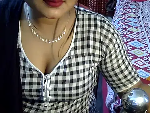 Nusrat Faria07 online show from October 21, 2025, 2:56 am