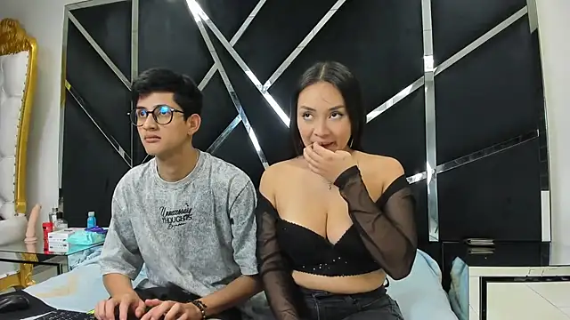 Snapshot of Noa_Arez chatting on February 7, 2026, 5:55 am Noa Arez online show from February 7, 2026, 5:55 am