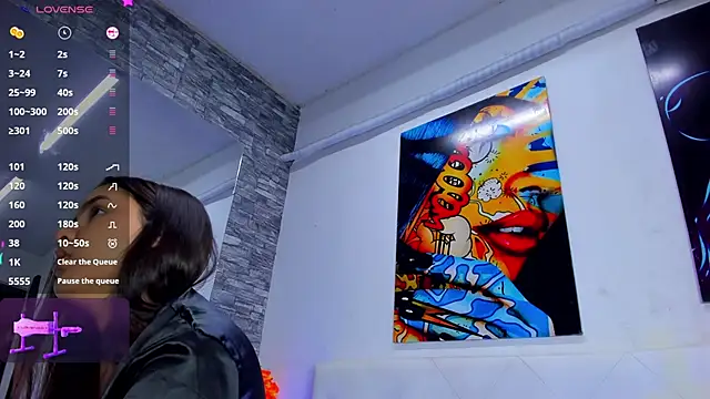 pretty78angel online show from November 29, 2025, 9:18 pm