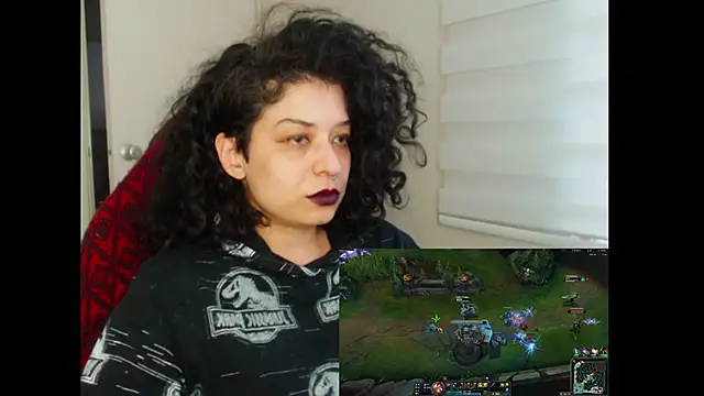 miss carmila1 online show from September 9, 2025, 10:53 pm