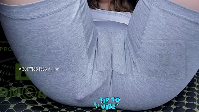 Cameltoe squirt inPants online show from February 15, 2025, 3:17 pm