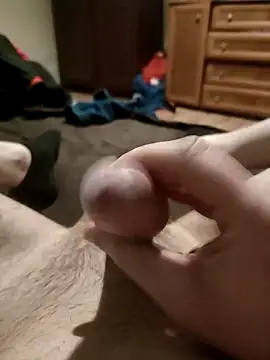 Snapshot of kutas232 chatting on February 13, 2026, 7:32 pm kutas232 online show from February 13, 2026, 7:32 pm