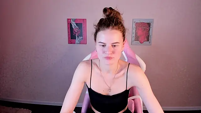 Snapshot of Wanda_Gomez chatting on October 9, 2025, 3:10 pm Wanda Gomez online show from October 9, 2025, 3:10 pm