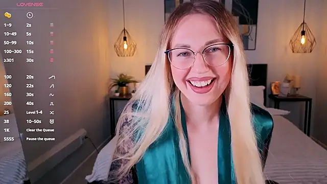 Snapshot of Lexi_terele chatting on September 14, 2025, 6:56 am Lexi terele online show from September 14, 2025, 6:56 am