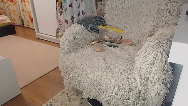 merlyn4 online show from January 11, 2025, 11:02 am