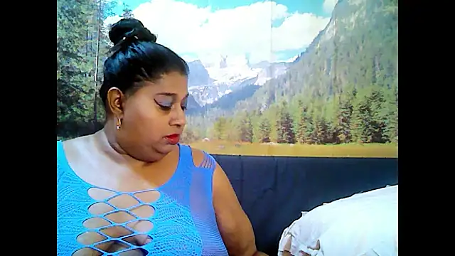 indianhoney694u online show from September 19, 2025, 5:20 am