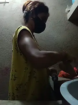 priyastrip314 online show from July 20, 2026, 1:24 pm
