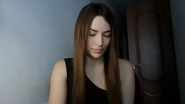 MandiBrooks online show from November 3, 2025, 10:49 am