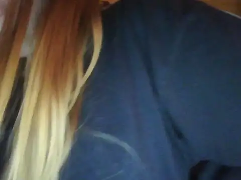 Snapshot of NibbleSweetie chatting on December 21, 2025, 1:02 am NibbleSweetie online show from December 21, 2025, 1:02 am