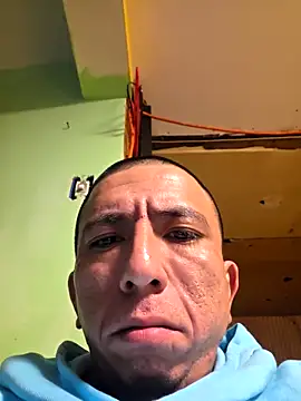 Snapshot of Boogiehtx713 chatting on December 20, 2025, 2:07 am Boogiehtx713 online show from December 20, 2025, 2:07 am