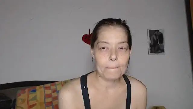 Snapshot of SexySarah177 chatting on October 29, 2025, 9:49 pm SexySarah177 online show from October 29, 2025, 9:49 pm