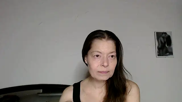 Snapshot of SexySarah177 chatting on February 4, 2026, 9:31 pm SexySarah177 online show from February 4, 2026, 9:31 pm