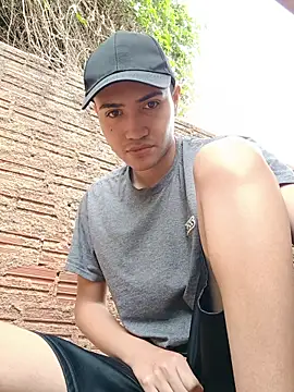 novinho safado   online show from May 14, 2026, 4:36 pm