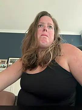 Snapshot of hornykitty1210 chatting on July 9, 2026, 6:34 pm hornykitty1210 online show from July 9, 2026, 6:34 pm