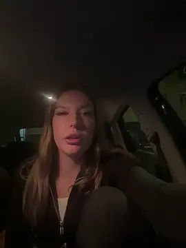 Chloemillerrxx online show from December 3, 2025, 4:49 pm