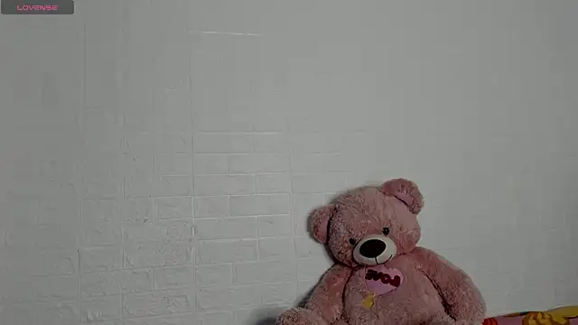 HaileyDuke online show from July 25, 2026, 1:47 am