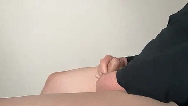 Snapshot of Dick-Lovette chatting on April 10, 2026, 10:53 am Dick-Lovette online show from April 10, 2026, 10:53 am