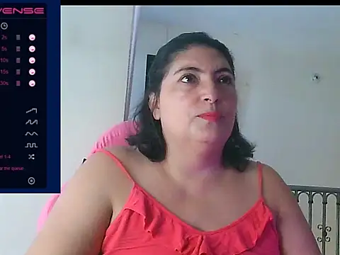 Snapshot of lina_maria99 chatting on September 16, 2025, 2:51 pm lina maria99 online show from September 16, 2025, 2:51 pm