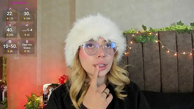 LanaMills  online show from March 13, 2026, 5:36 am