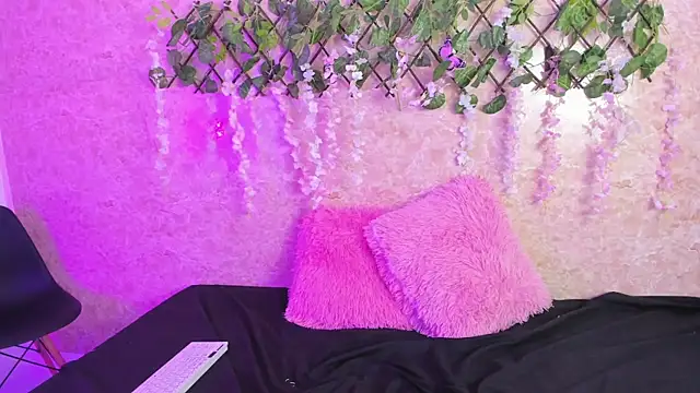 ImEmily444 online show from October 10, 2025, 4:55 am