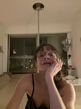 Chris06d22xh online show from March 10, 2026, 9:20 pm