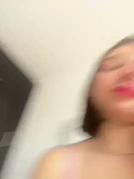 LisaGoddes online show from July 16, 2026, 9:32 pm
