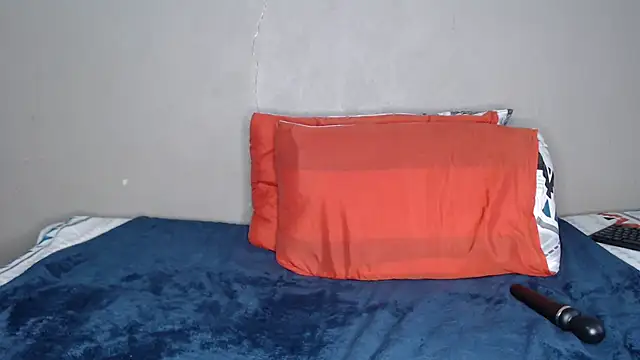 Snapshot of Lunalee chatting on March 23, 2026, 7:12 am Lunalee online show from March 23, 2026, 7:12 am