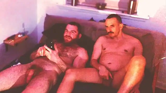 Snapshot of Bighairytopping chatting on April 3, 2026, 7:39 am Bighairytopping online show from April 3, 2026, 7:39 am