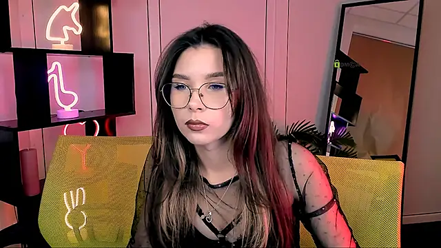 lily morty online show from October 22, 2025, 7:13 pm