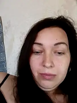 DanaNeon online show from May 4, 2026, 11:06 am