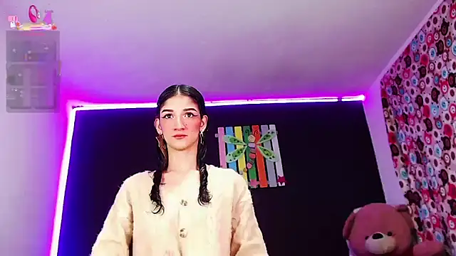 ingrid zese  online show from October 5, 2025, 7:12 pm