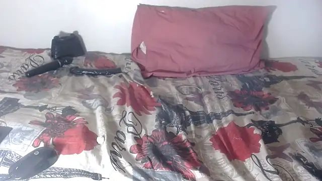 TALLHORNYBEAR online show from September 16, 2025, 8:43 pm