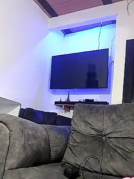 hoteder online show from April 12, 2026, 2:27 am