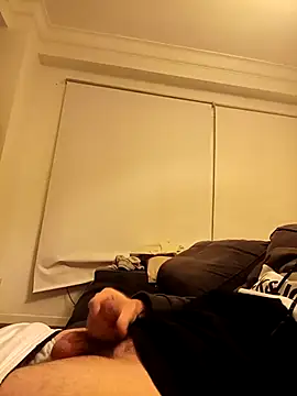 Snapshot of DannySastre91 chatting on November 18, 2025, 4:55 pm DannySastre91 online show from November 18, 2025, 4:55 pm