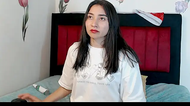 angelyxs online show from December 20, 2025, 8:38 pm