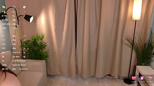 Snapshot of lisabaus chatting on December 14, 2025, 7:14 am lisabaus online show from December 14, 2025, 7:14 am