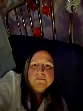 Snapshot of Naughtiness-but-Nice chatting on October 21, 2025, 9:26 pm Naughtiness-but-Nice online show from October 21, 2025, 9:26 pm