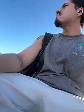 mrredcorn online show from October 6, 2025, 3:31 pm