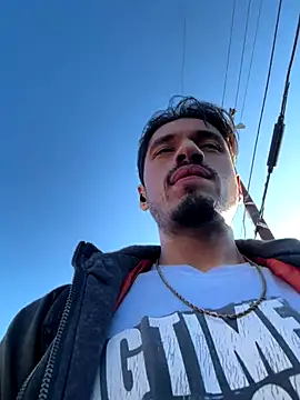 mrredcorn online show from November 25, 2025, 4:18 pm