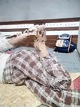 Mie rose online show from December 4, 2025, 2:26 pm