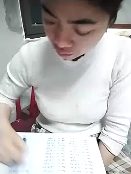 Mie rose online show from December 17, 2025, 2:06 am