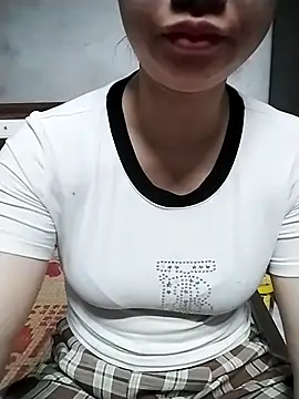 Mie rose online show from February 28, 2026, 2:01 am