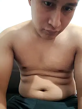 Snapshot of surdotravieso chatting on September 19, 2025, 10:32 pm surdotravieso online show from September 19, 2025, 10:32 pm