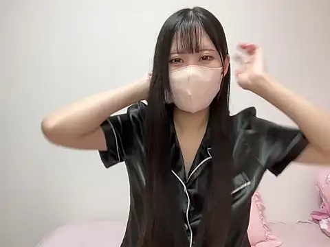 noa uxu online show from November 8, 2025, 11:10 am